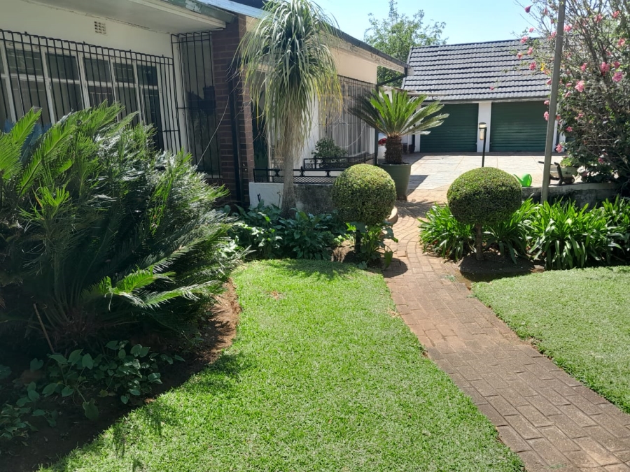 4 Bedroom Property for Sale in Waterkloof A H North West